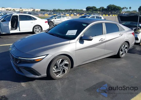 2024 Hyundai Elantra Sel z USA, uszkodzony, nr VIN KMHLS4DG9RU641929